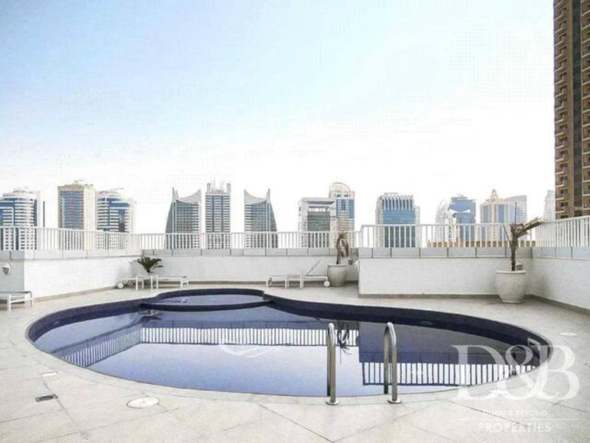 Relaxing 2Br Haven In Dubai Marina Perfect Location & Amenities Apartment Luaran gambar