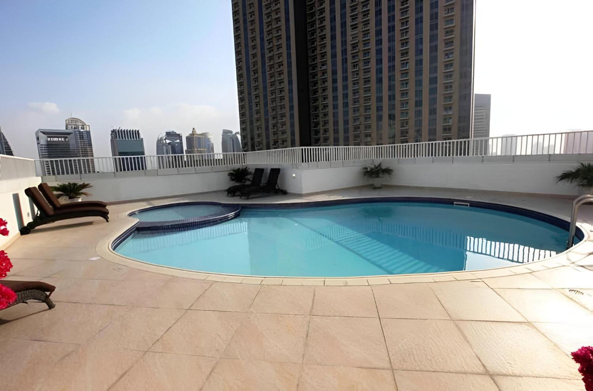 Relaxing 2Br Haven In Dubai Marina Perfect Location & Amenities Apartment Luaran gambar